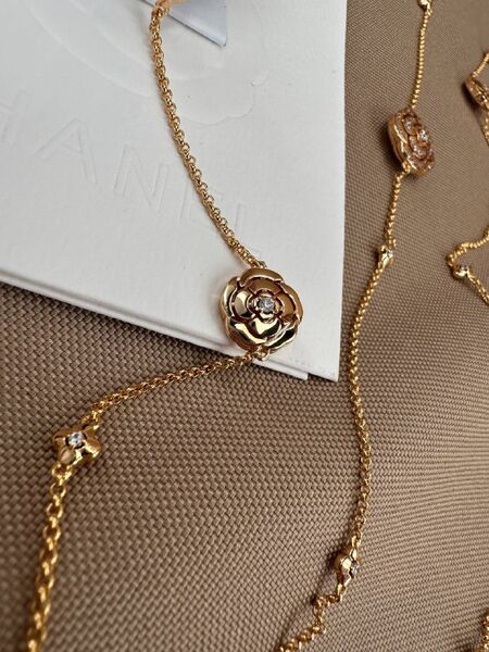 Колье Chanel Camelia женский золото a1295041-1-4