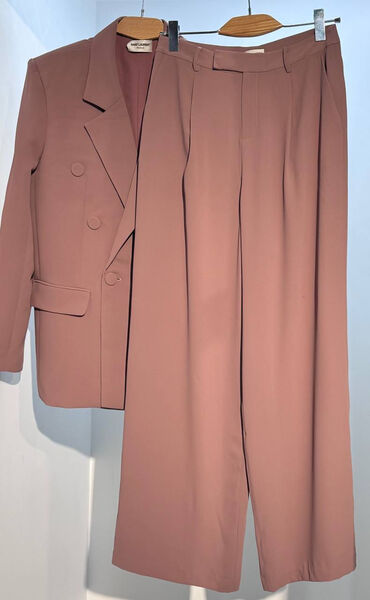 Костюм Saint Laurent женский 188065-2