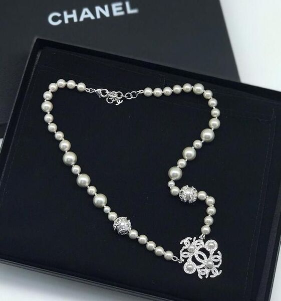 Бусы Chanel 15605