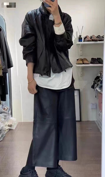 Куртка Brunello Cucinelli женский кожа черный 103781-3