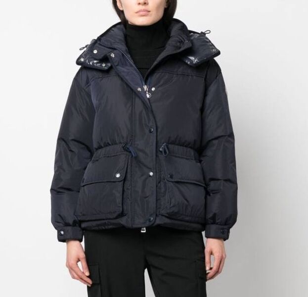 Пуховик Moncler женский черный 127659