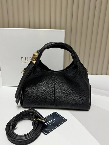Cумка Furla женский кожа черный x1933544-1