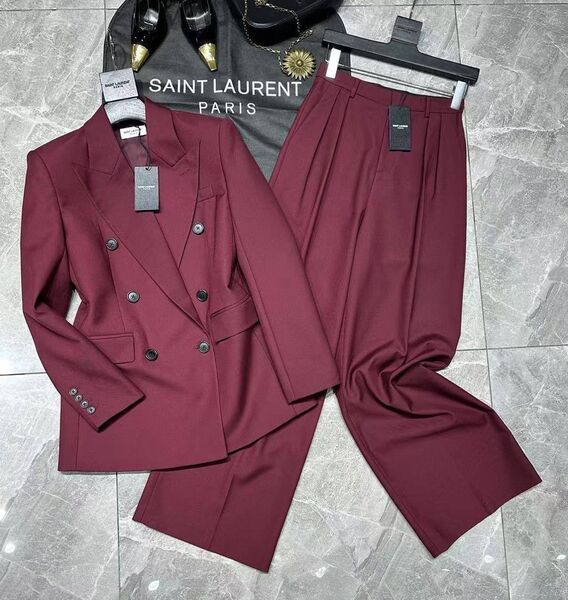 Костюм Saint Laurent женский винный 197879