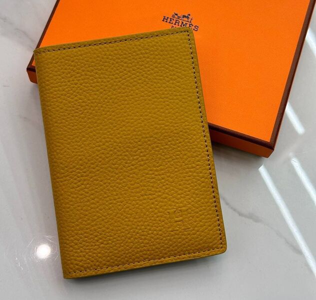 Обложка на паспорт Hermès женский кожа бежевый 197103