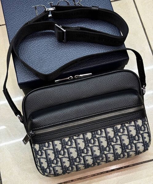 Мужская сумка мессенджер Christian Dior мужской кожа черный 168445