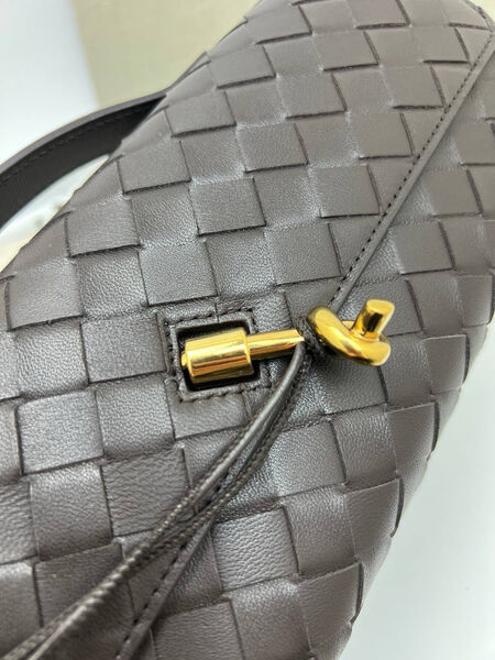 Клатч Bottega Veneta женский кожа 138067-6