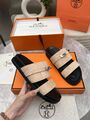 Женские шлепанцы Hermes женский замша бежевый c5377745-1-1