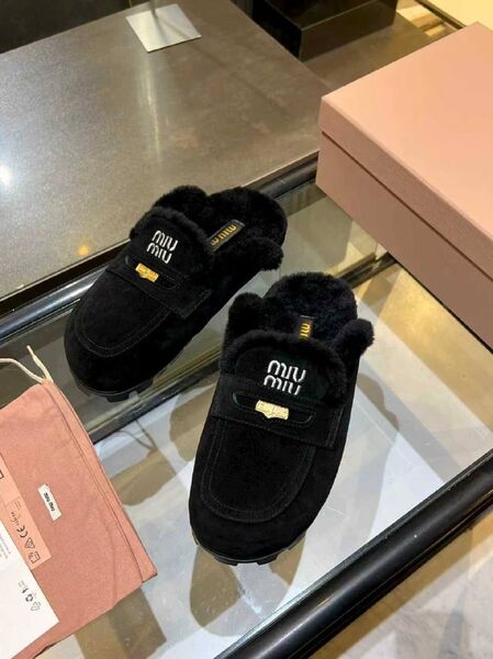 Женские меховые тапочки Miu Miu l8982595-1-4