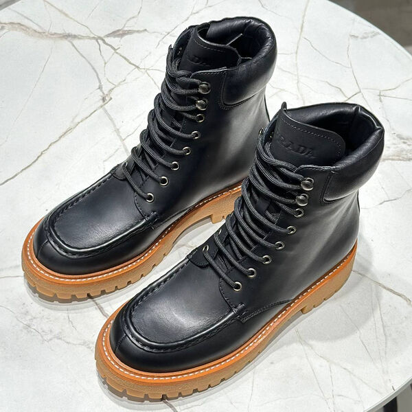 Ботинки Prada женский кожа черный 164910