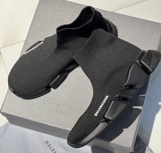 Кроссовки Balenciaga женский черный 98173