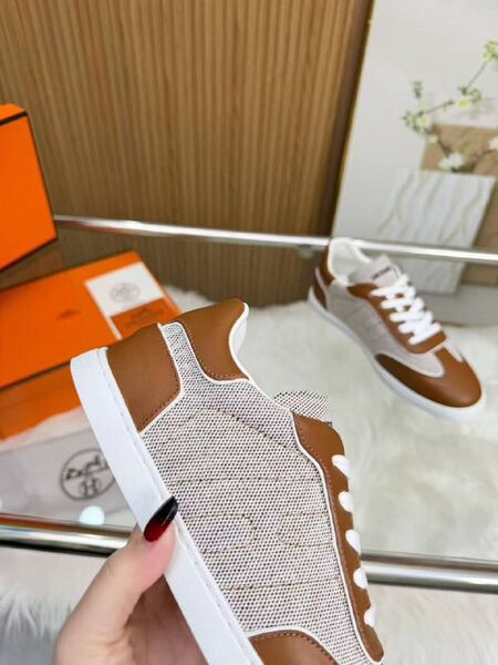Женские кроссовки Hermes женский кожа коричневый T761106-1-5