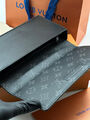 Мужской клатч Louis Vuitton мужской кожа черный 111479-8