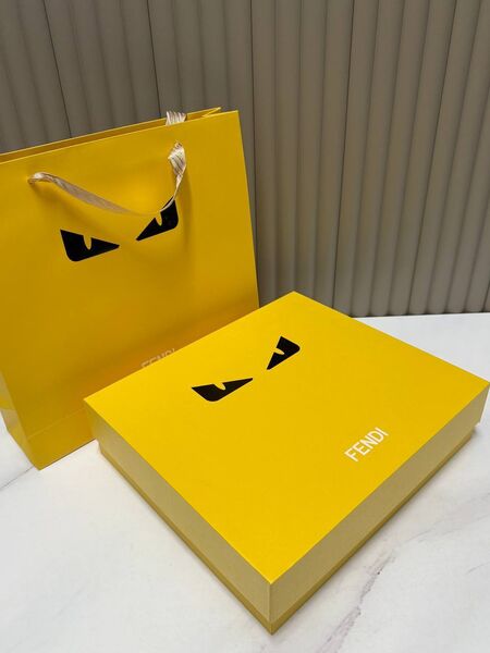 Набор (блокнот, ручка, термос) Fendi b8297035-1-5