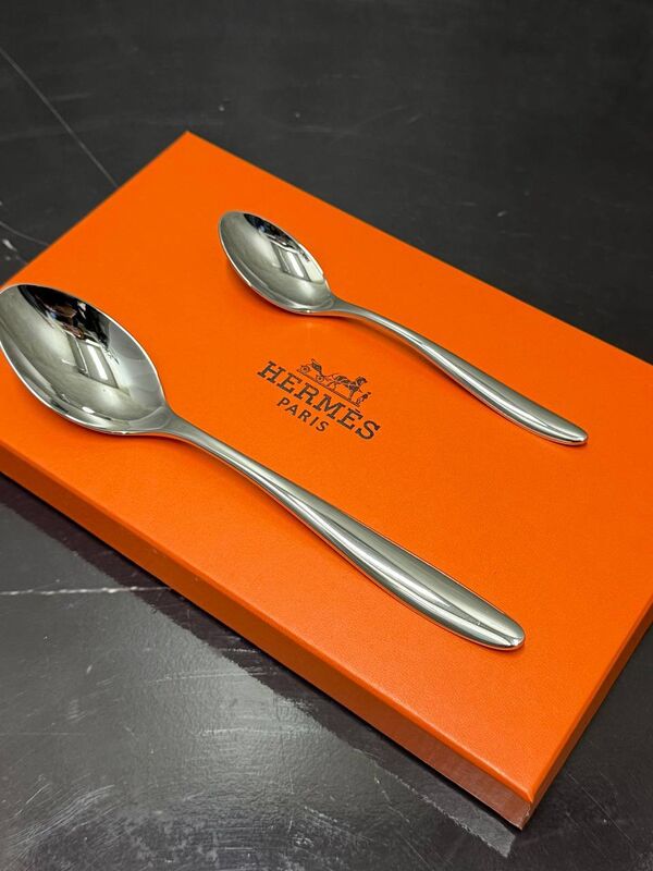 Набор столовых приборов HERMES