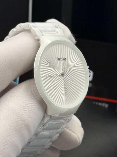 Женские часы Rado женский белый m0176416-1-4