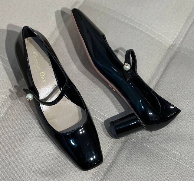 Туфли Christian Dior женский кожа черный 137800
