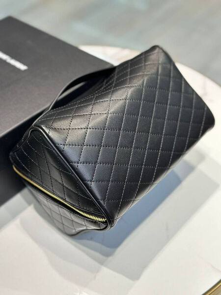 Косметичка Saint Laurent женский кожа черный 157588-5
