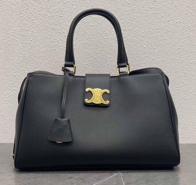 Сумка Celine женский кожа черный 136816