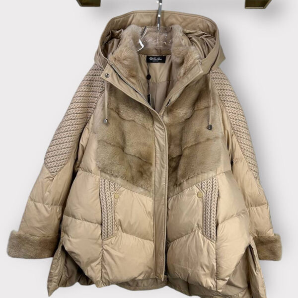 Пуховик Loro Piana женский бежевый 165966