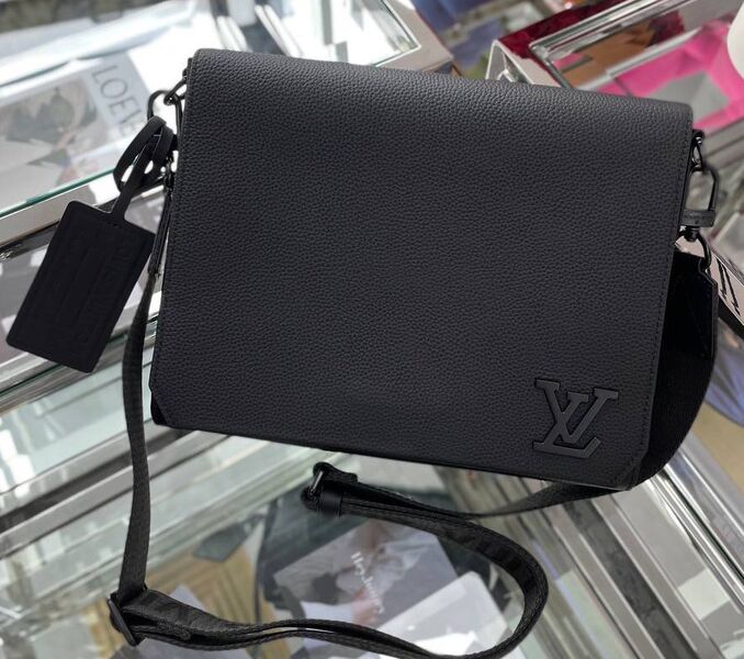 Мужская сумка мессенджер Louis Vuitton мужской кожа черный 77907