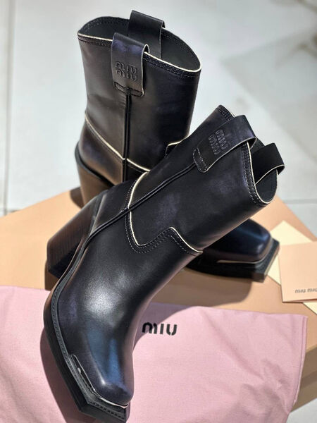 Ботильоны Miu Miu женский кожа черный 125950