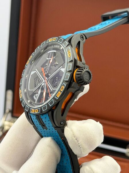 Мужские часы Roger Dubuis мужской черный f0149645-1-4