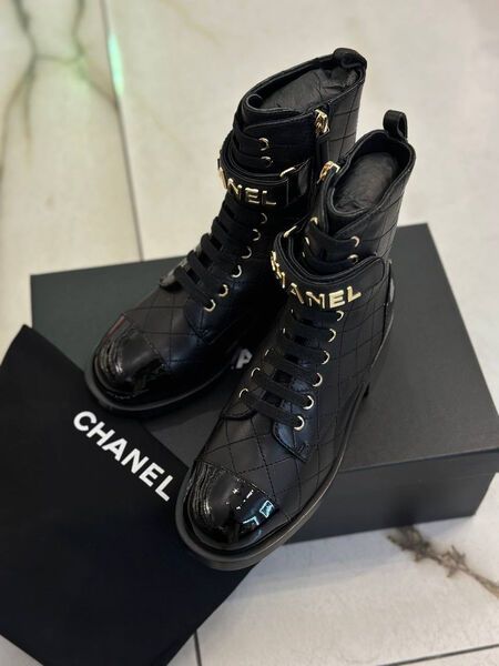 Ботинки Chanel женский кожа черный 125684-3