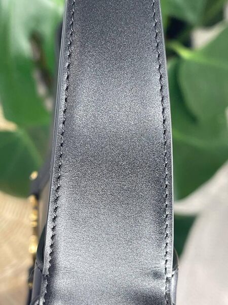 Сумка Saint Laurent женский кожа черный 77399-9