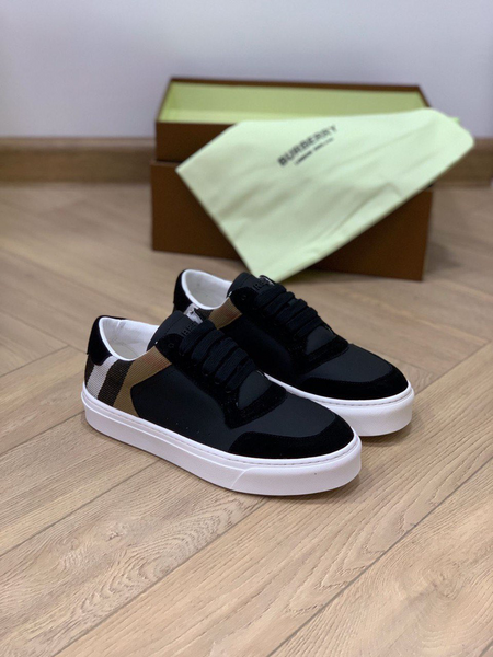 Кроссовки Burberry женский кожа черный 33007-2