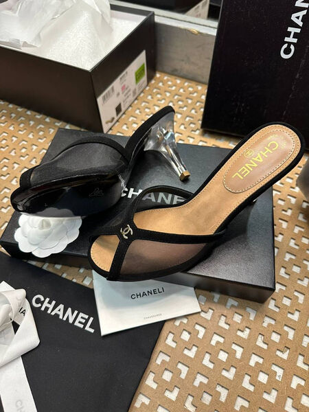Шлепки Chanel женский кожа черный 154777-2