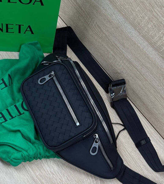 Мужская сумка слинг Bottega Veneta мужской кожа черный 196044