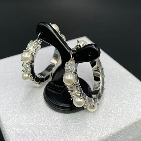 Серьги Miu Miu белый 70787-2