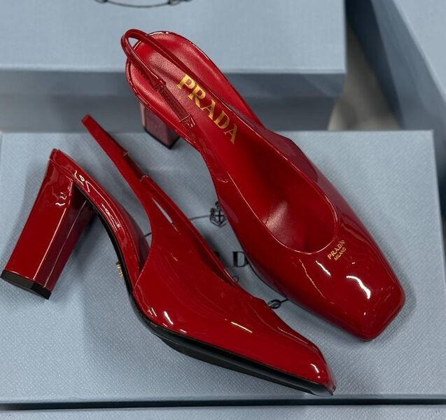 Туфли Prada женский кожа бордовый 182896