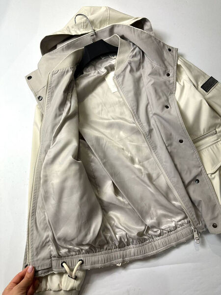 Куртка Brunello Cucinelli женский бежевый 123628-3