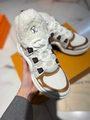 Кроссовки Louis Vuitton женский кожа 96368-3