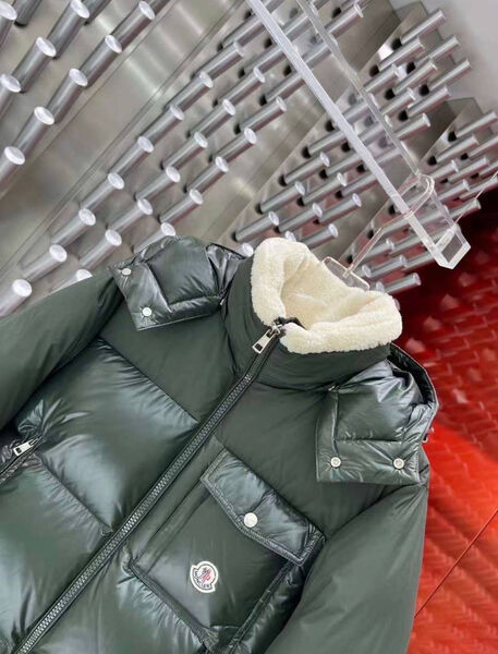 Мужской пуховик Moncler мужской болотный 130563-5
