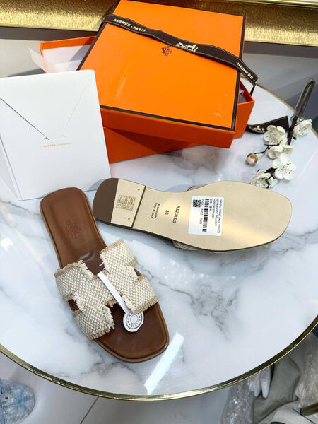 Шлепки Hermès женский текстиль бежевый 185157-2