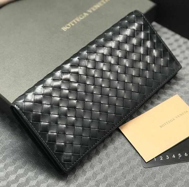 Купюрница Bottega Veneta мужской кожа черный 37320