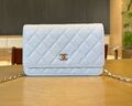 Сумка Chanel женский кожа белый 196541-1