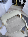 Сумка Christian Dior Bobby женский кожа белый 74080-5