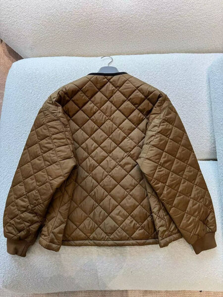 Куртка Prada женский 202353-2