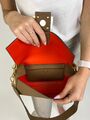 Сумка Fendi Baguette женский кожа бежевый 74670-5
