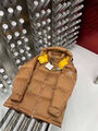 Мужской пуховик Moncler мужской бежевый 161586-2