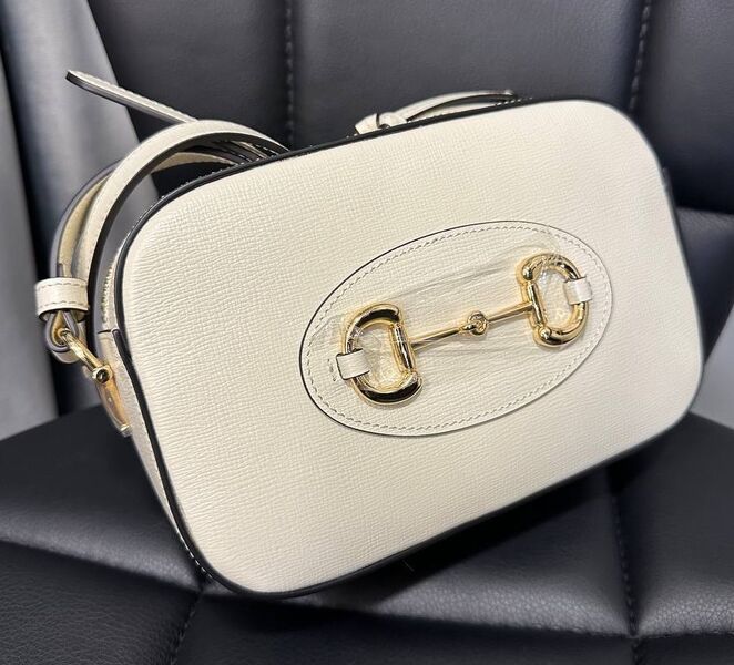 Сумка Gucci женский кожа бежевый 142194