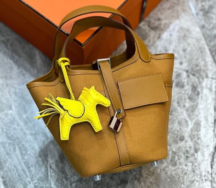Сумка Hermès женский кожа горчичный 110163