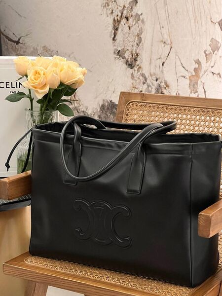 Сумка Celine женский кожа черный 124067-12
