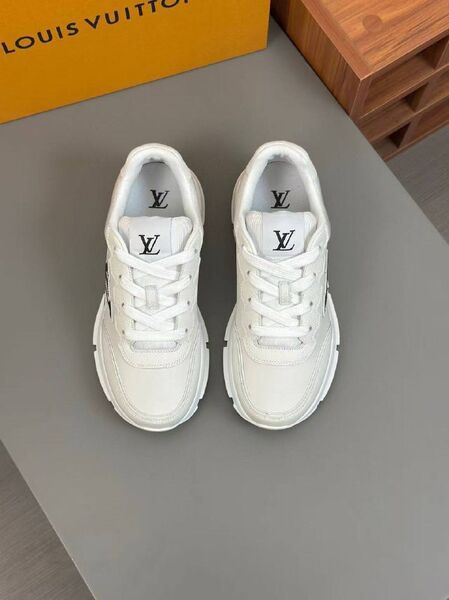 Мужские кроссовки Louis Vuitton Classic мужской кожа белый v5046777-1-6