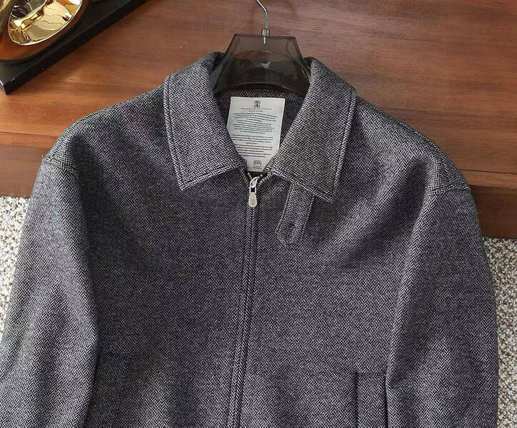 Мужская куртка Brunello Cucinelli мужской графитовый 196231-3