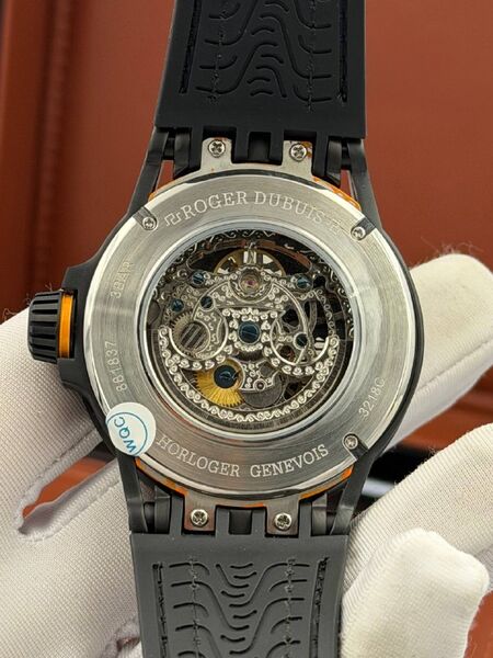 Мужские часы Roger Dubuis мужской черный f0149645-1-6