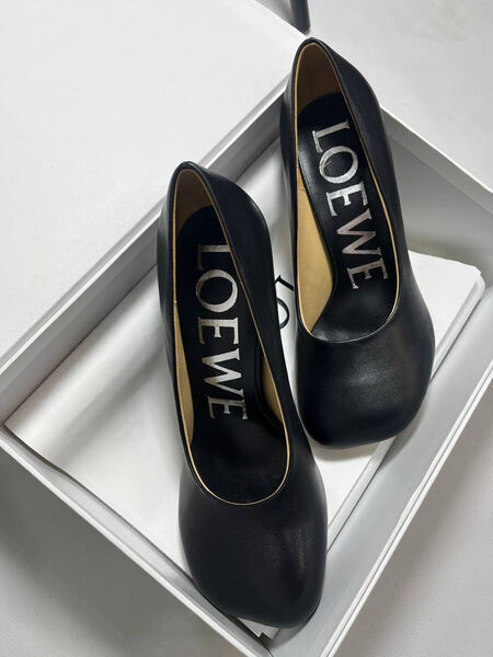 Туфли Loewe женский кожа черный 149570-2